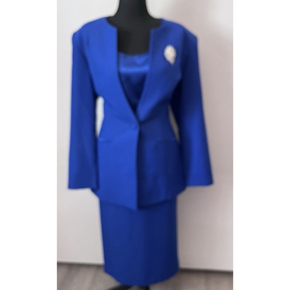 Caramia 3-Piece Blue Crepe Skirt Suit Size 14 Classic Church Career Formal Suit - Picture 2 of 6